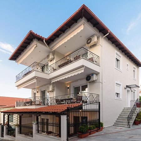 Ariana Apartments Polychrono Dış mekan fotoğraf
