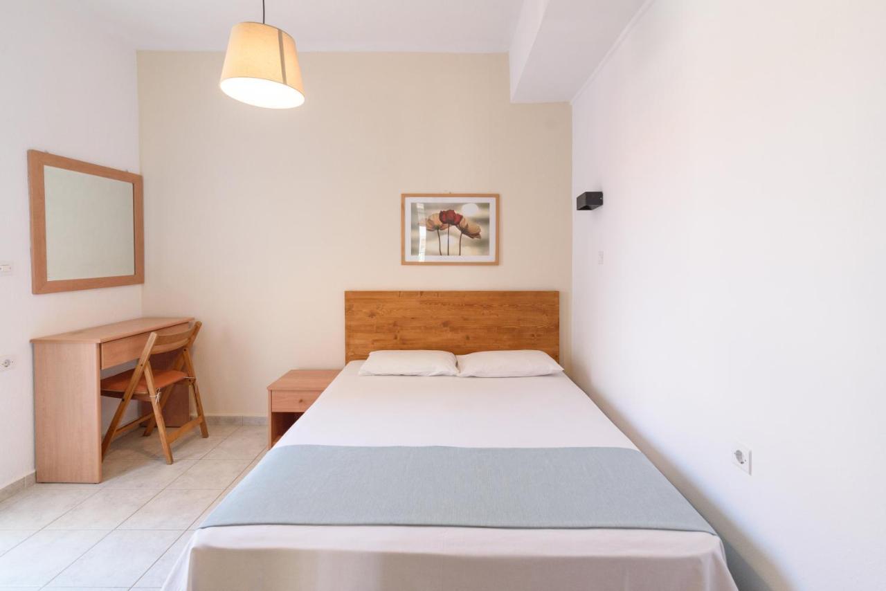 Ariana Apartments Polychrono Dış mekan fotoğraf